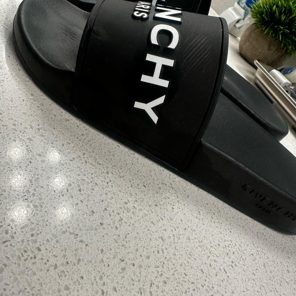 Givenchy Slides Size 39 - image 5